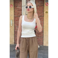 Yakamel Kadın Beyaz Fitilli Görünümlü Askılı Basic Spor Atlet