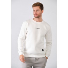 Erkek Nakışlı Slim Fit Bisiklet Yaka Sweatshirt 3 Iplilk Şardonlu Kumaş