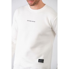 Erkek Nakışlı Slim Fit Bisiklet Yaka Sweatshirt 3 Iplilk Şardonlu Kumaş