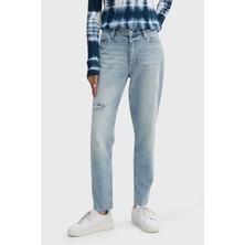 Calvin Klein Mom Fit Yüksek Bel Jeans J20J2236531AA Kadın Kot Pantolon J20J223653 1AA