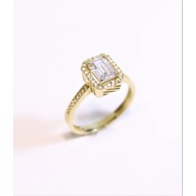 Güler Kuyumculuk Altın Baget Taşlı Yüzük