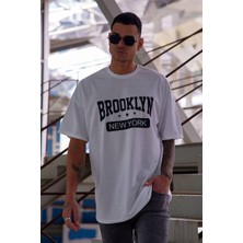 Ate Bujiteri Brooklyn Baskılı Double Oversıze Beyaz Unısex T-Shirt