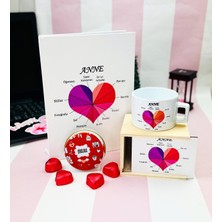 Giftmoda Süper Anne Tasarımlı Kutulu Kupa Kalp Çikolata ve Sert Kapaklı Defter Set
