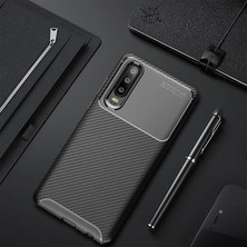 Techno Guru Huawei P30 Gofret Desenli Ultra Koruma Sağlayan Negro Silikon Kılıf