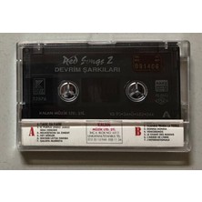 Kalan Müzik Red Songs 2 Dünya Devrim Şarkıları Kaset (Orjnal Dönem Baskı Kaset)