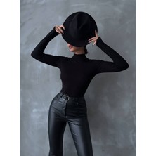 Oshebu Kadın Parmak Detaylı Body