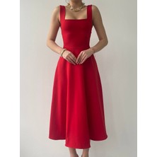 Quadre Kalın  Askılı  Kare  Yaka  Midi  Boy  Elbise