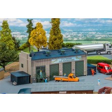 Faller 131385 1/87 Ölçek, Kamyon Tamirhanesi, Plastik Model Kiti