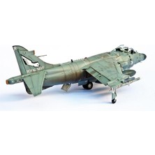 Kinetic K48041 1/48 Sea Harrier Fa2 Savaş Uçağı, Plastik Model Kiti