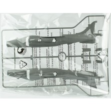 Kinetic K48041 1/48 Sea Harrier Fa2 Savaş Uçağı, Plastik Model Kiti