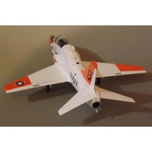 Kinetic K48094 1/48 T-45C (Goshawk Us Navy Trainer Cags Tw-1 / Tw-6) Savaş Uçağı, Plastik Model Kiti