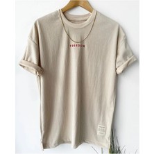 A&O Style Erkek Krem Bisiklet Yaka Nakışlı Oversize T-Shirt