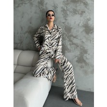 Moda Nefesi Zebra Desenli  Günlük Takım