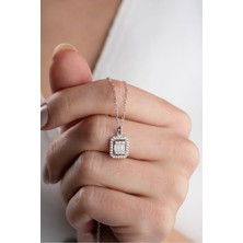 Silvano Jewelry 925 Ayar Gümüş Kadın Kolye 45 cm Uzunlukta Baget Taşlı Özel Tasarım