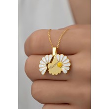 Silvano Jewelry 925 Ayar Gümüş Isimli Açılan Papatya Kolye