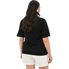 Moda Xlarge Kadın Büyük Beden Kalp Şeklinde Papatya Baskılı T-Shirt 1575-23