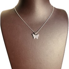 Ashak Accessories Kadın 925 Ayar Gümüş Zincirli Kelebekli Swarovski Taşlı Kelebek Model Kolye