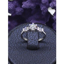 Gizem Gümüş Swarovski Taşlı 925 Ayar Gümüş Üçtaş(Tria) Yüzük
