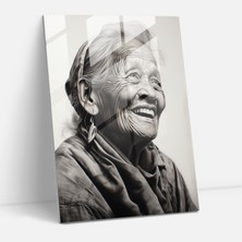 Painted Anarchy Serenity'nin Gülümsemesi Cam Baskı - Yaşlılar, Barış ve Huzur, Yaşlı Kadın, Karakalem Çizim, 30X45