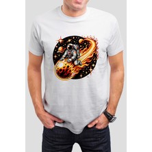 T-35 Astronot Gezegen Baskılı Beyaz  Tişört C704