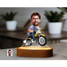 Bk Gift Kişiye Özel Motorcu Karikatürlü Dekoratif 3D Biblo LED Işıklı Gece Lambası-1, Arkadaşa Hediye