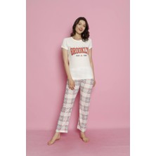 Hirazen Beyaz Brooklyn Yazılı Kısa Kollu Pijama Takımı