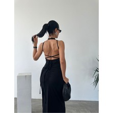 Fiori Halter Yaka Sırtı Bağcık Detaylı Büzgülü Sandy Elbise