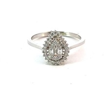 Retaş Diamond 0,26 Ct 2,2 gr Damla Şeklinde Pırlanta Baget Yüzük