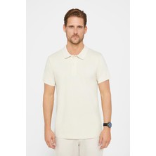 Tudors Erkek Slim Fit Dar Kesim Pamuklu Yumuşak Doku Nefes Alan Kumaş Kıvrılmaz Yaka Ekru Polo Yaka Tişört