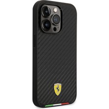 Apple iPhone 14 Pro Max Kılıf Ferrari Magsafe Şarj Özellikli Karbon Italyan Bayrak Dizayn Kapak