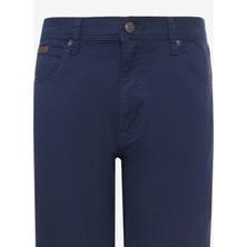 Wrangler Normal Bel Regular Fit Lacivert Erkek Chino Pantolon W121Y6410 Texas Non Denim Pantolon