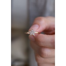 Yenigün Kuyumculuk 14 Ayar Altın Taşlı Büyük Yıldız Kadın Yüzük