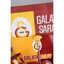 Galatasaray Dekomus Özel Kutulu Lisanslı Galatasaray Yazı Tahtası,oyun Hamuru ve Puzzle Hobi Eğlence Kırtasiye Seti