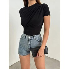 Fav Style Kadın Sıfır Yaka Kısa Kollu Omuz ve Bel Büzgülü Bluz