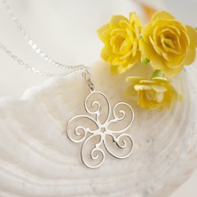 One Silver Gold 925 Ayar Gümüş Sakura Çiçeği Kolye Özel Tasarım