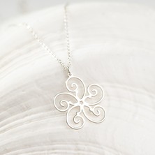 One Silver Gold 925 Ayar Gümüş Sakura Çiçeği Kolye Özel Tasarım