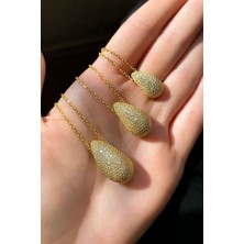 Glamie Jewelry 925 Ayar Gold Kaplamalı Beyaz Taşlı Orta Boy Damla Gümüş Kolye