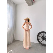 Fav Style Kadın Askılı V Yaka Crop Bluz ve Yüksek Bel Yırtmaçlı Cepli Pantolon Alt-Üst Takım