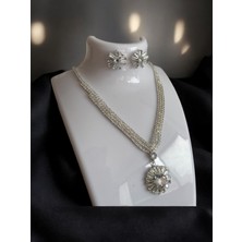 Nur's Jewelery & Accessories Tamamı Zirkon Taşlarla Kaplı Vip Abiye Kolye ve Küpe Set Düğün Nişan Kına Doğum