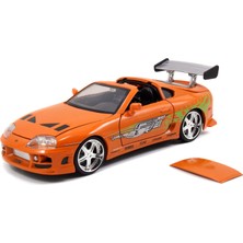 Hızlı ve Öfkeli Fast And Furious 1995 Toyota Supra 1:24 Ölçekli Pres Döküm Araba  Brian O'conner Figürü Dahil