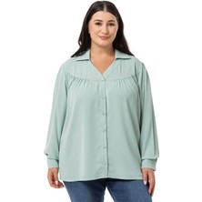 Disentis Modest Büyük Beden Yakalı Önü Büzgü Robalı Uzun Kol Mint Yeşili Gömlek