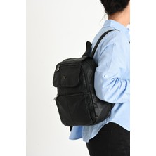571 Collections Yıkanmış Deri Sırt Çantası Siyah (Model: 571-9-11A)