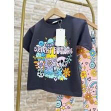 Ladin Store Yeni Sezon Kız Çocuk Baskılı Pamuklu Bisiklet Yaka Alt-Üst T-Shirt ve Taytlı 2'li Takım