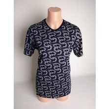 Yaşar Triko Kadın Lacivert Desenli V Yaka Kısa Kollu Yanları Yırtmaçlı Viskon Likralı Anne Penye Tişört Bluz