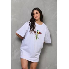 Tarz Yeri Unisex Bisiklet Yaka Baskılı Oversize T-Shirt - Beyaz