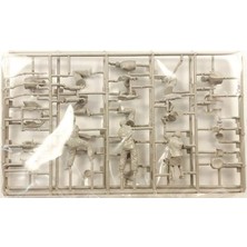 Italeri 6556S 1/35 Direnişçi Figürleri Demonte Plastik Maketi