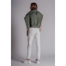 Kadın Yandan Cepli Beli Lastikli Duble Paça Kordonlu Slim Fit Jogger Pantolon Beyaz