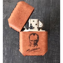 Nikura Craft Nikuracraft Atatürk Figürlü Kişiye Özel Benzinli Çakmak El Yapımı Deri Çakmak Hakiki Deri Zippo Tarzı Çakmak