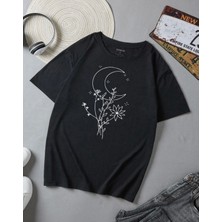 Amor Man Büyük Beden Özel Tasarım Moon Flowers Baskılı Süper Oversize Ter Tutmayan Battal Kadın T-Shırt