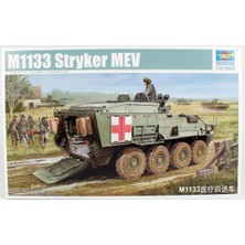 Trumpeter 01559 1/35 Ölçek M1133 Stryker (Mev) Zırhlı Tıbbi Tahliye Aracı, Plastik Model Kiti